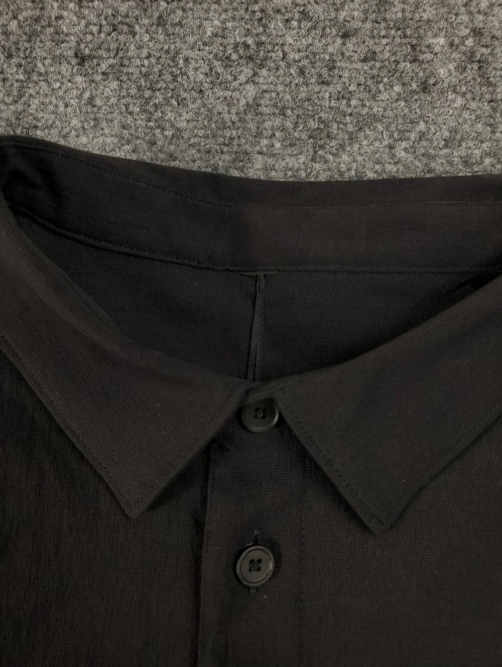 Lululemon Relaxed Fit Button Up Shirt Mens XL Sweat Wicking Performance Stretch